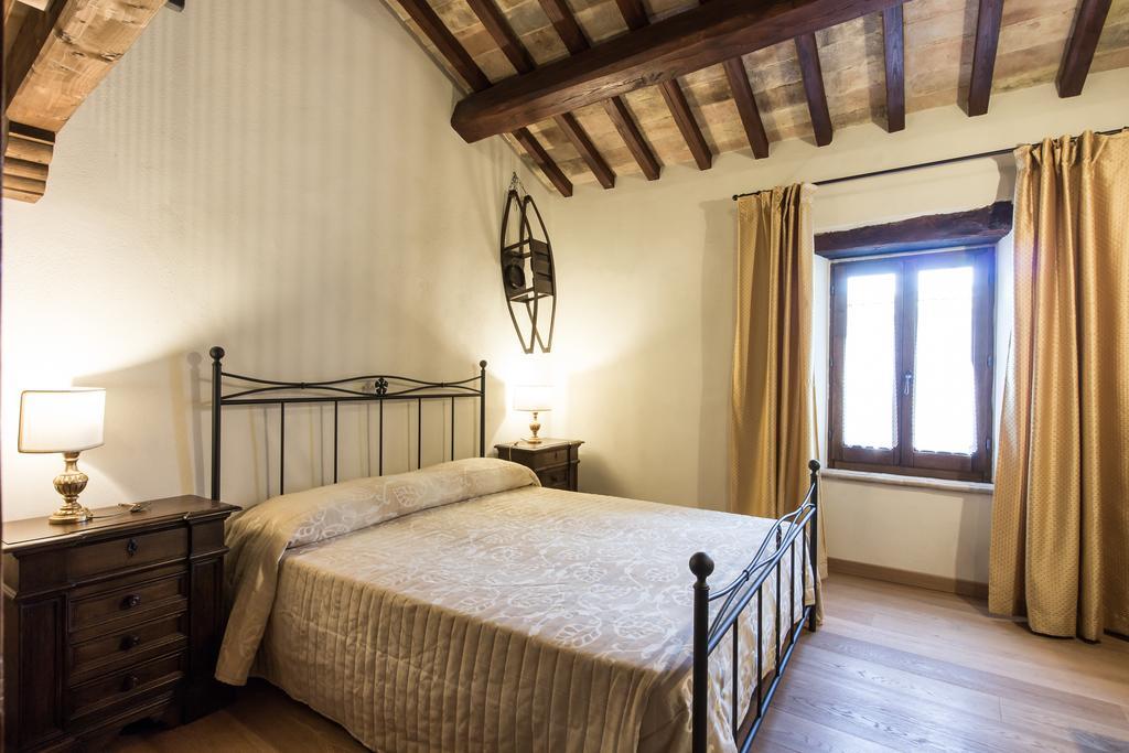 Domus In Castro Bed & Breakfast Montecchio  Oda fotoğraf