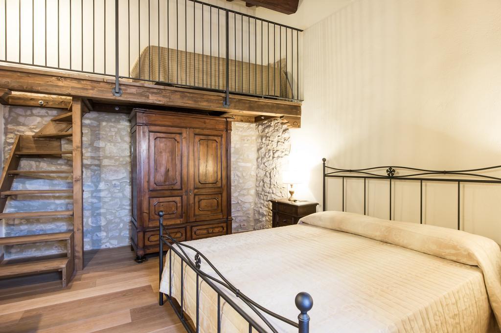 Domus In Castro Bed & Breakfast Montecchio  Oda fotoğraf